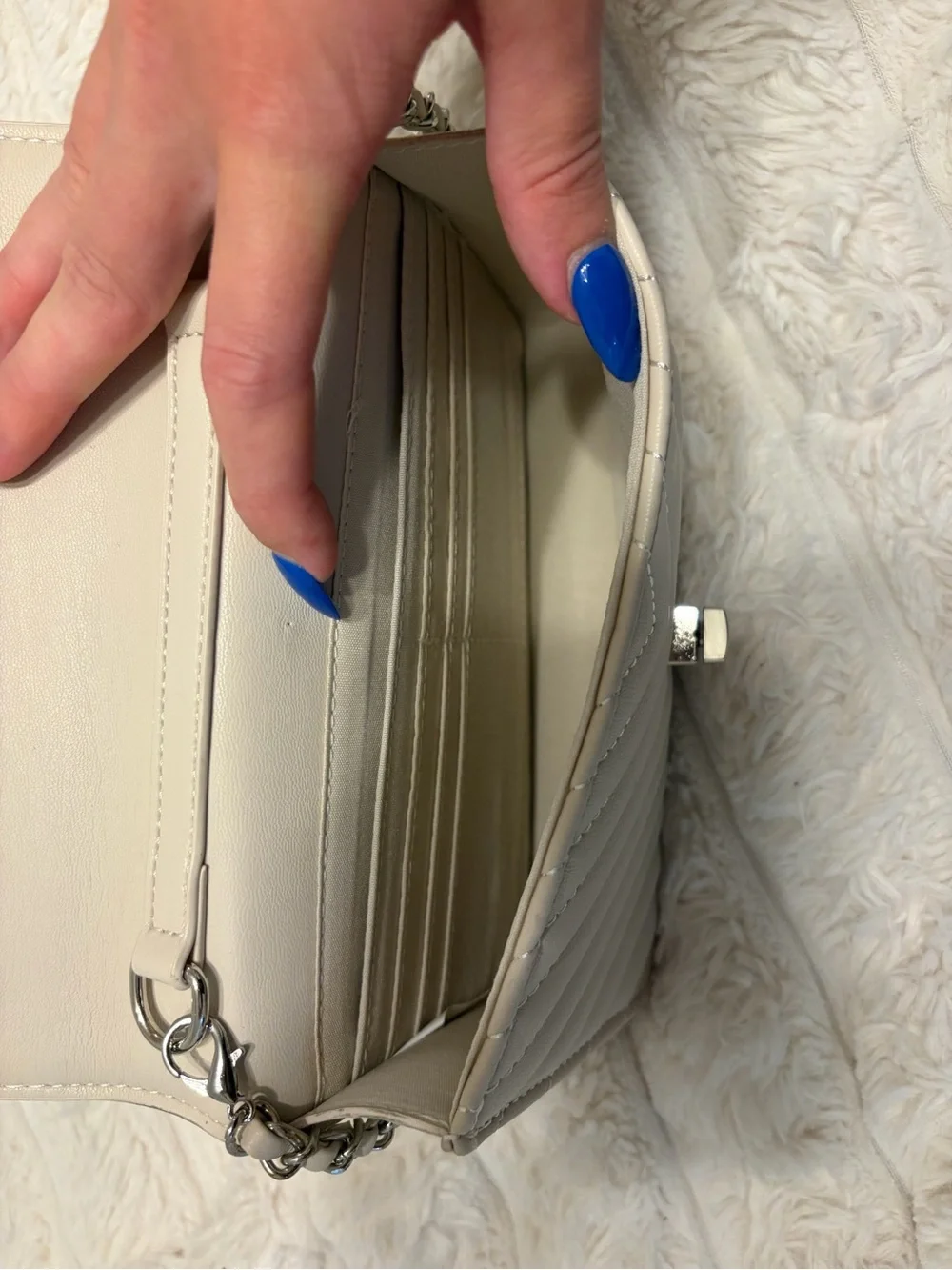 Quilted Chain Shoulder Bag in Light Beige